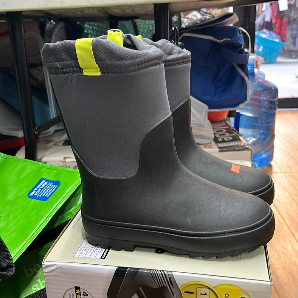 Water proof boots